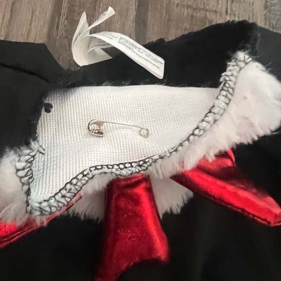 Dr. Seuss The Cat in the Hat Costume for Toddler Girls - Picture 4 of 4